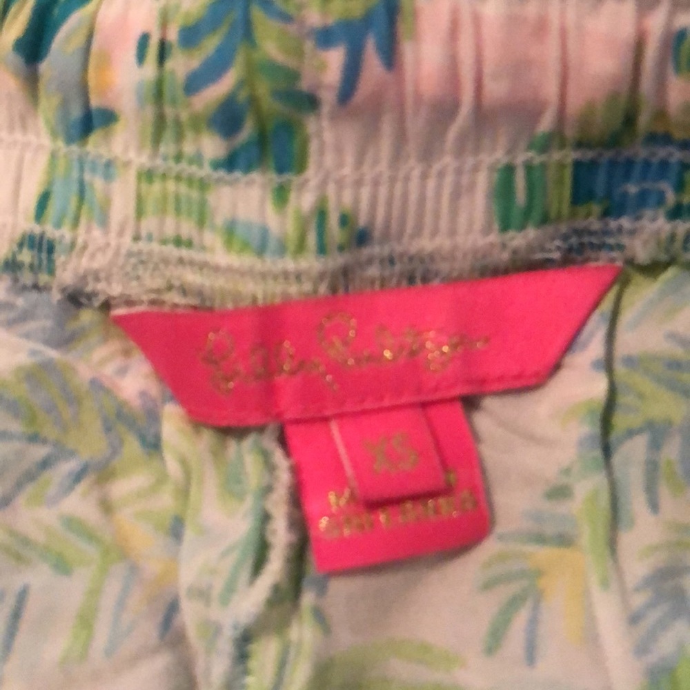 Lilly Pulitzer shorts - Picture 2 of 3